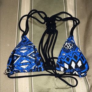 Wet seal bikini top